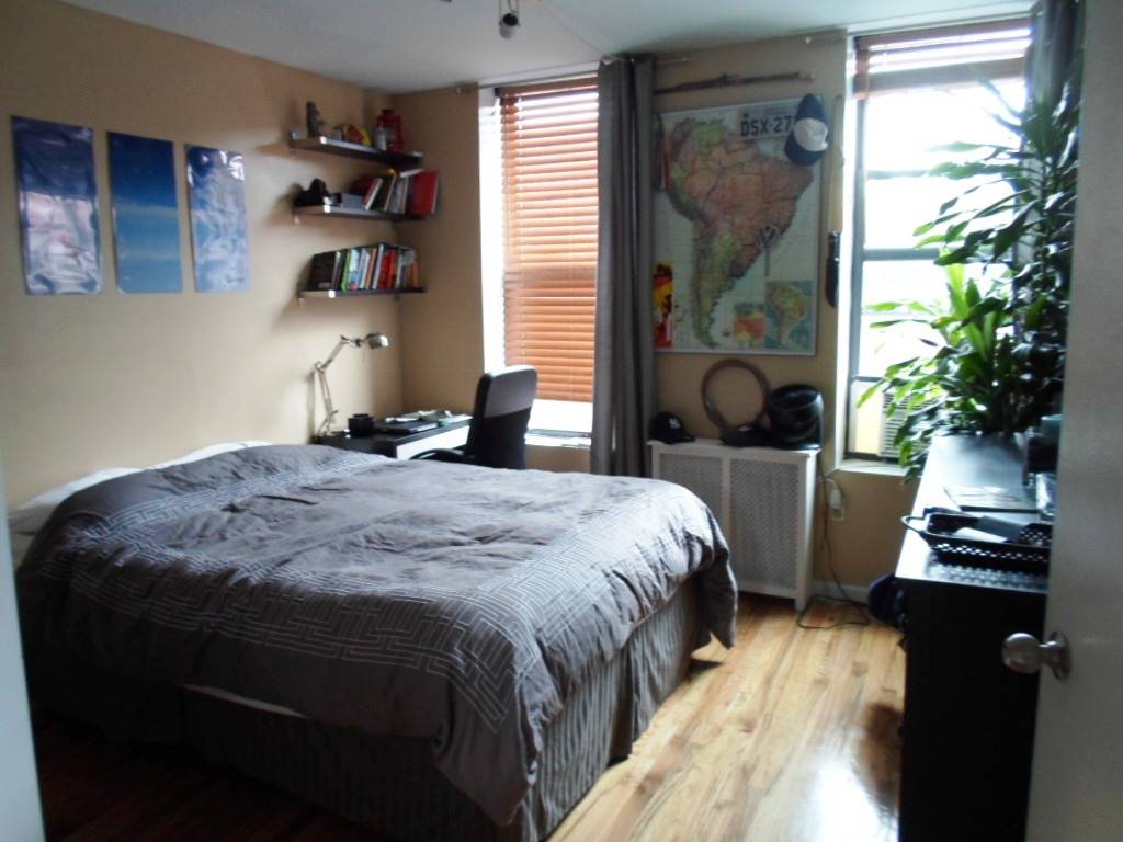 GRAND CENTRAL--MIDTOWN EAST--SPACIOUS !! 3 BDR APT IN MURRAY HILL--E30/3rd Ave-