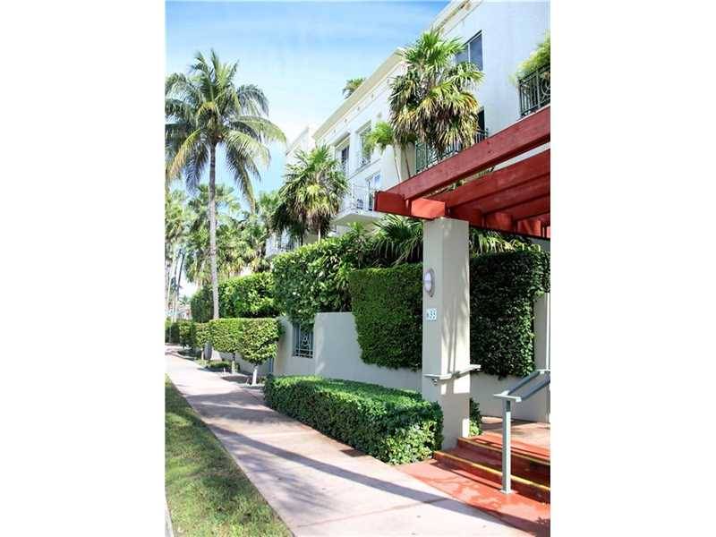 Let the sun shine in - villas at south beach 3 BR Condo Miami Beach Miami