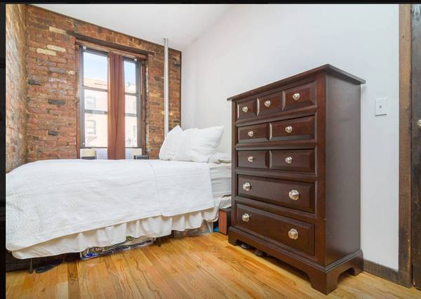 NEW TO MARKET - East Village 2 Bed/1 Bath on 14th St - April 1st $3,000