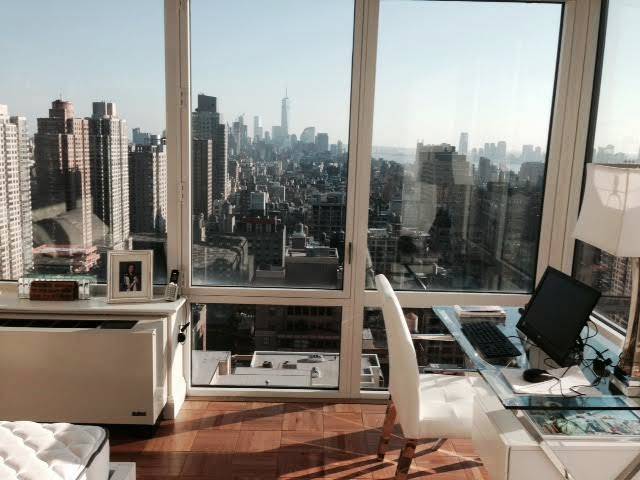 Luxury , High Floor. One Bedroom on the w/  phenomenal views - NYC Skyline- No Fee