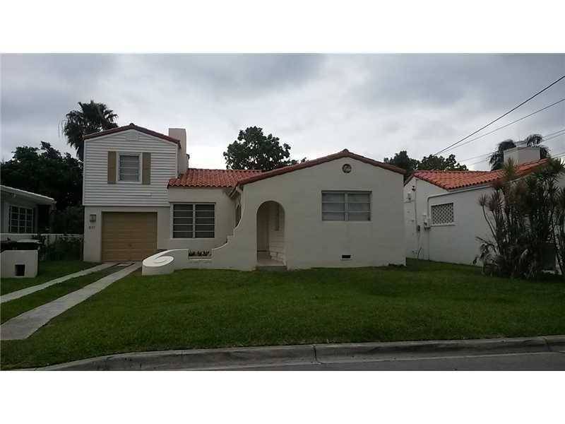 COMPLETELY RENOVATED - 4 BR House Bal Harbour Miami