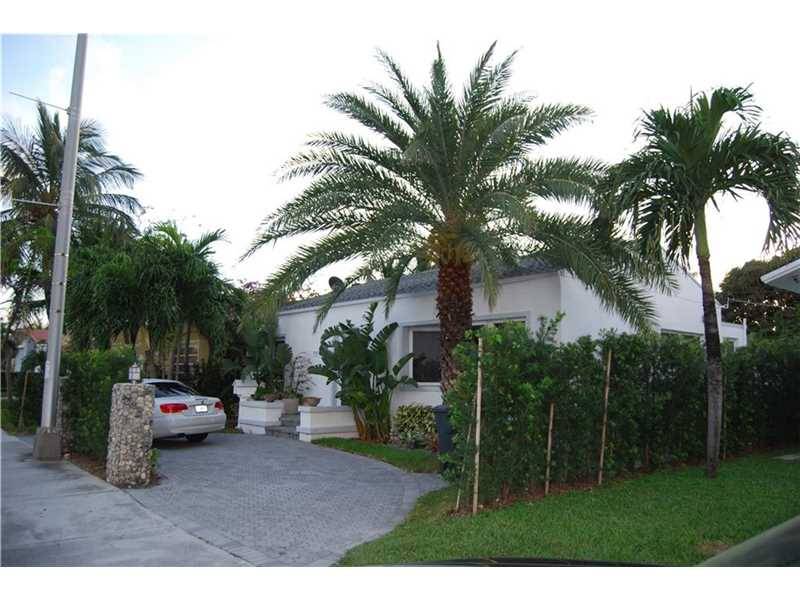 Beautiful beach house in hottest neighborhood in Miami