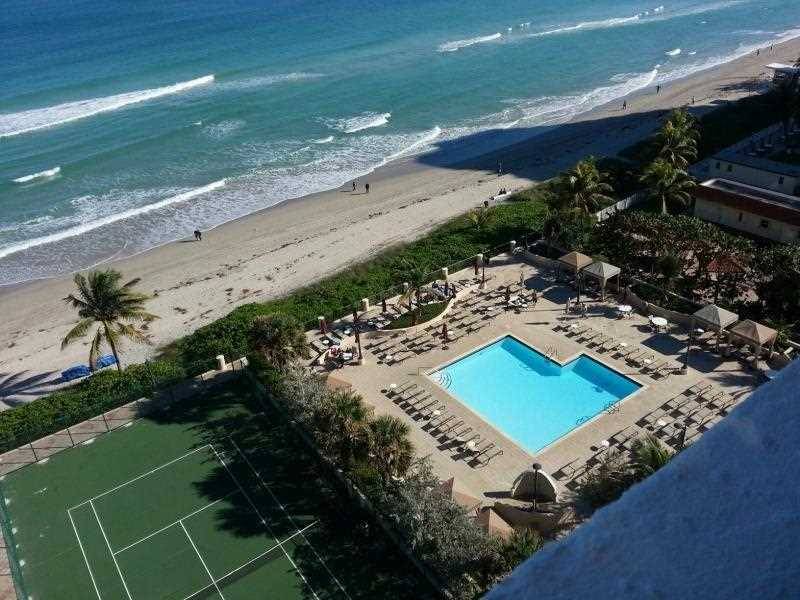 Ocean front corner unit with spectacular views - MALAGA TOWERS 3 BR Condo Bal Harbour Miami