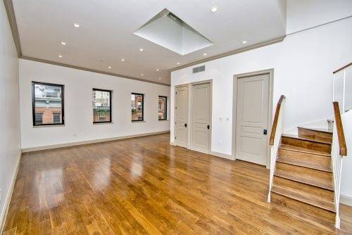 CHARMING, GUT RENOVATED 3 BR/ 3 BATH APARTMENT- CHELSEA - MOVE IN IMMEDIATELY!
