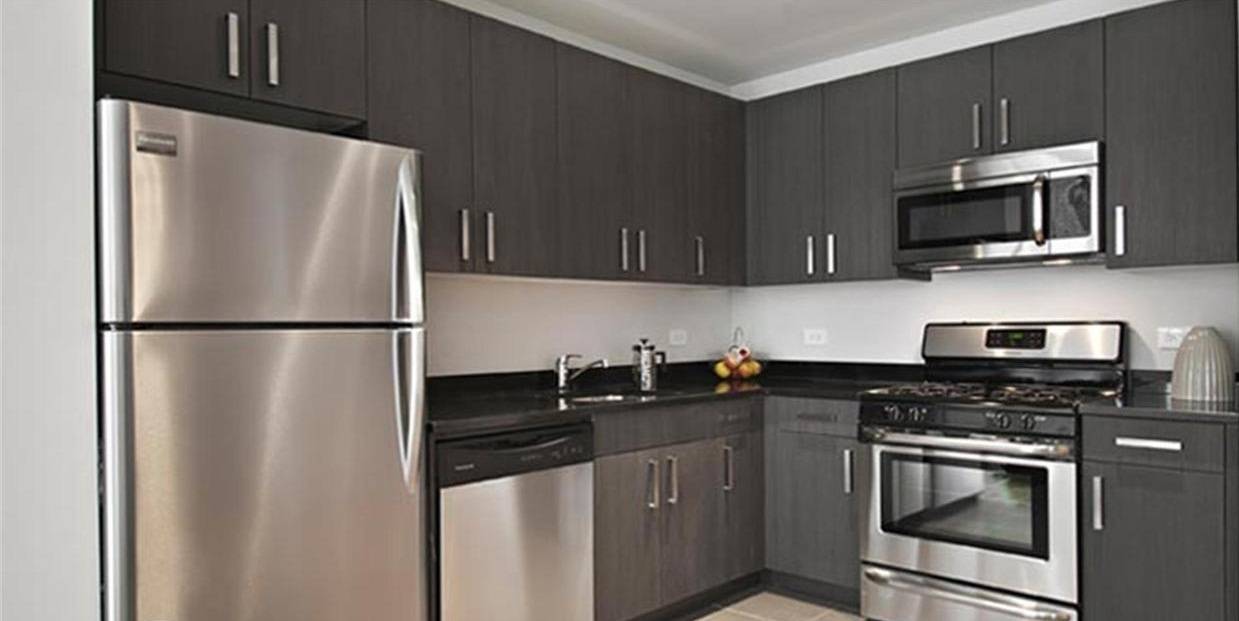 ABSOLUTELY STUNNING 2 FLEX 3 BEDROOM 2 BATH IN WEST CHELSEA** CLOSE TO THE HIGH LINE, CHELSEA MARKET,PENN STATION