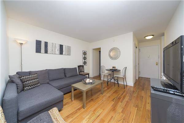 Furnished / Everything Included in the Rent Payment. Short Term / UPPER WEST SIDE / 1 Bedrooms/ 1 bathroom / Elevator Building/ Full Time Doorman