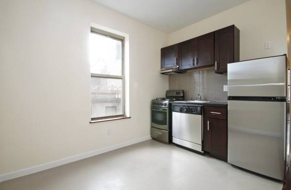 FEW STEPS FROM NYU.-- IDEAL FOR ROOMMATES..NICELY RENOVATED..GREENWICH VILLAGE..STEPS TO W4..SOHO..NOLITA..WEST VILLAGE