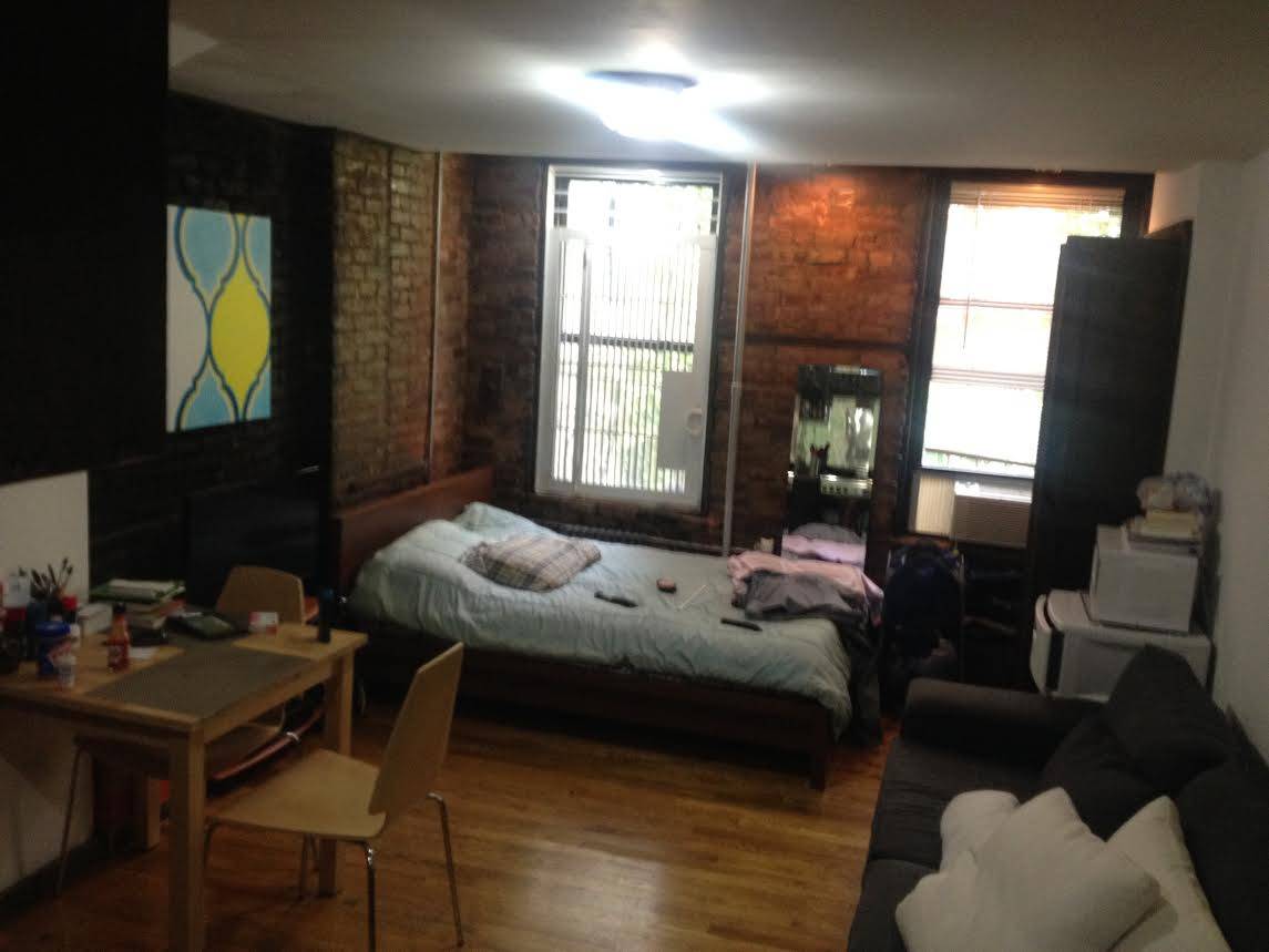 Charming East Village Studio on Ave A $2,300 Available May 1st