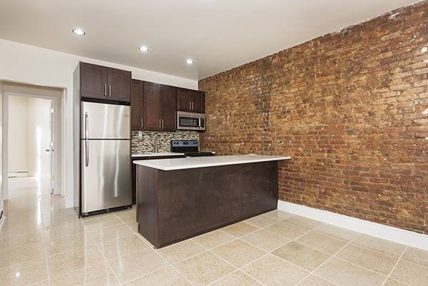 Upper East Side 3 Bedroom with Private Terrace! 