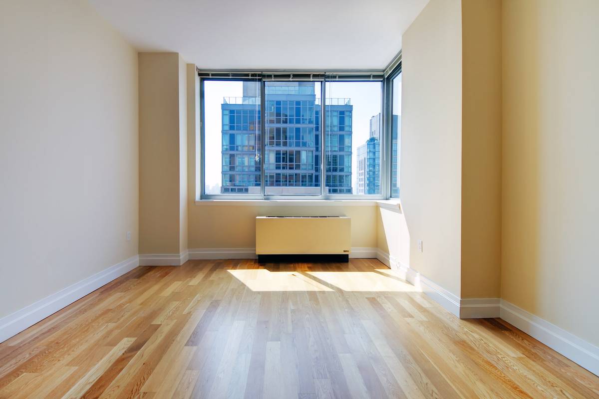 NO FEE!! Luxury two bedroom on 30th floor. Amazing views. Full service building. Chelsea.