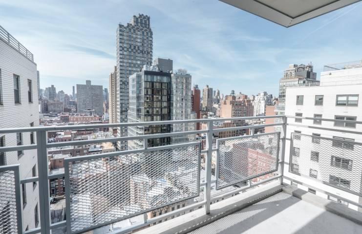 Furnished 2 Bedroom, 1 Bath with a Private Balcony and Luxury Amenities.  Short Term Rental in Upper East Side.