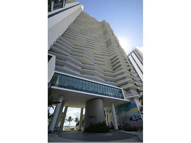 Be the first to live in this brand new unit - ICON BAY 2 BR Condo Aventura Miami