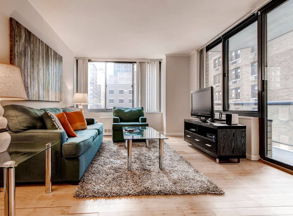 Ritz Plaza-  Luxury 1 Bedroom Fully Furnished Midtown West Apartment. 1 Month Minimum Stay.