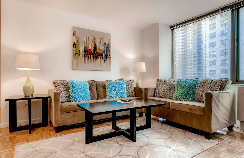 300 E. 39TH- Luxury 1 Bedroom Fully Furnished Apartment. 1 Month Minimum Stay