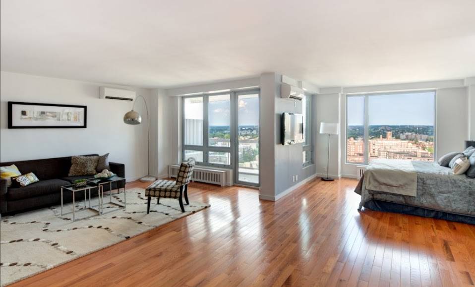 ★★★★★Huge Luxuxry 3 bedroom (  FLEX 4 ) Apartment. Terrace. Doorman. Super Location. 20min  to Midtown Manhattan