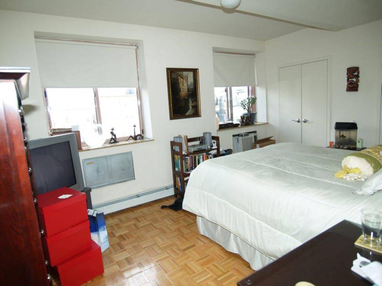Renovated East Village 1 Bedroom Apartment with 1 Bath featuring a Rooftop Deck and Garden