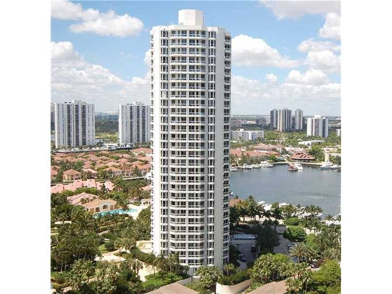 Most desirable line in The Point South Tower - The Point 2 BR Condo Sunny Isles Miami