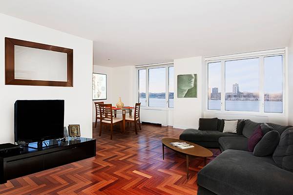 Spacious 2 BR/2 Bath apartment with Hudson River views at the Trump Place