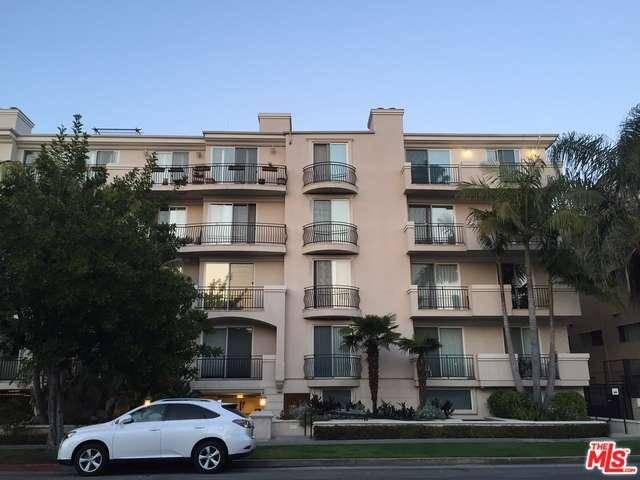 A luxurious SW facing unit on the 3rd floor - 2 BR Condo Beverlywood Los Angeles
