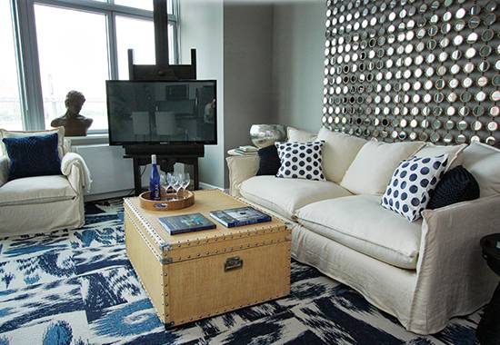 LIC Luxury Waterfront 2 Bedroom - 2 Full Baths - Balcony - Floor-to-Clg Windows - W/D in unit - Amazing Views and Amenities