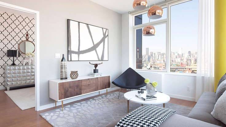 High Floor Great Views Luxury 1 Bedroom in Prime Long Island City