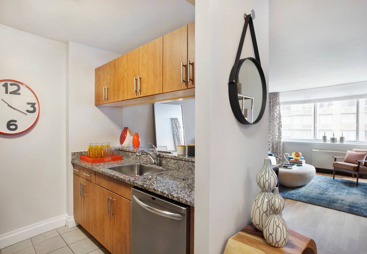 Chelsea: Amenities Galore in this Charming 2 Bed/2 Bath building