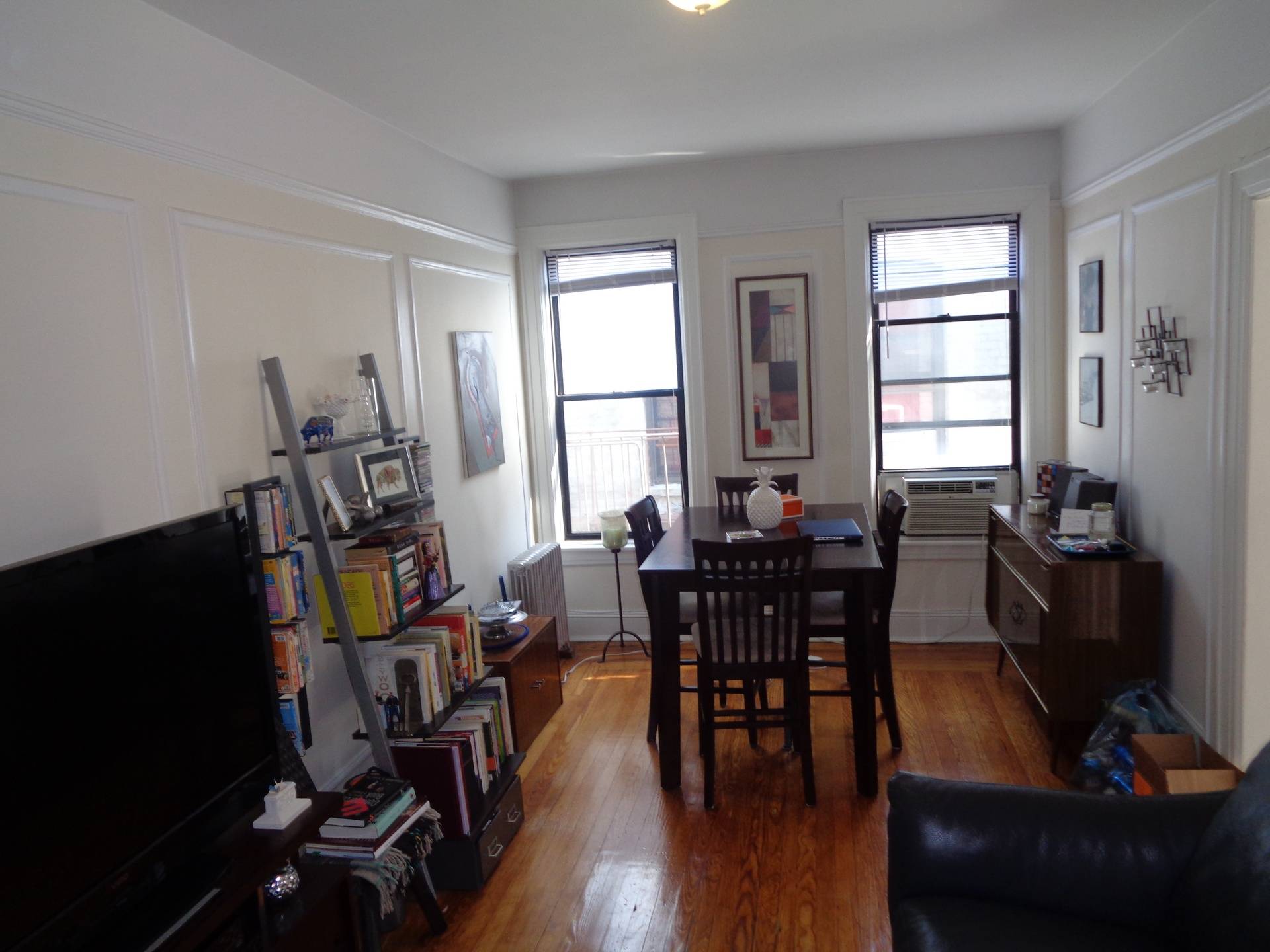 Astoria/LIC: Gut Renovated 1 Bedroom For Lease with Dishwasher + Stainless Steel Appliances