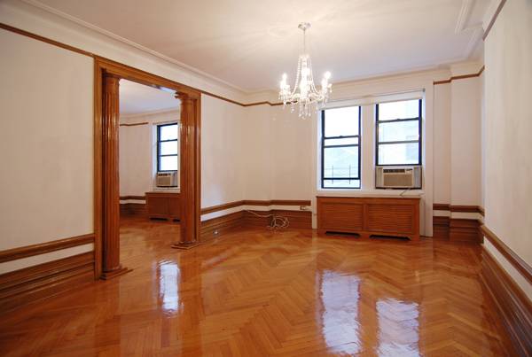 WEST 80'S PRE WAR 3 BED, 3 BATH WITH GREAT LIGHT AND CHARM! D/M. W/D.