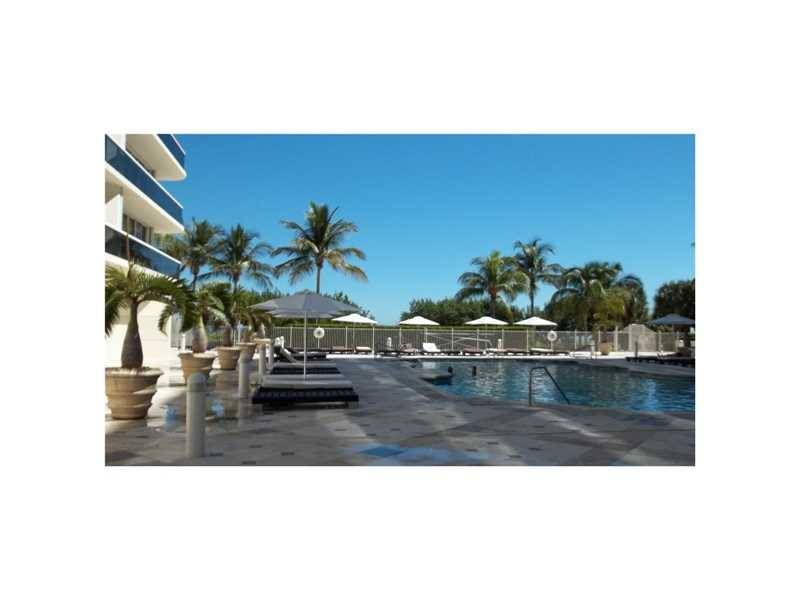 Remodeled 2/2 with new built-ins - Solimar 2 BR Condo Bal Harbour Miami