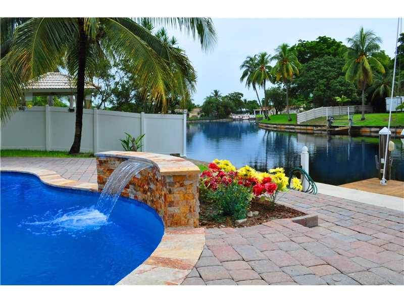 Take a tour of this private tropical island nestled in the heart of an exclusive gated community Isla del Sol