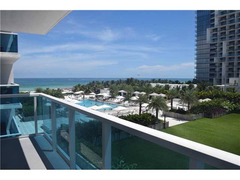 Nice ocean view from this 1 bed 880 sq feet in Roney Palace south Beach very good condition
