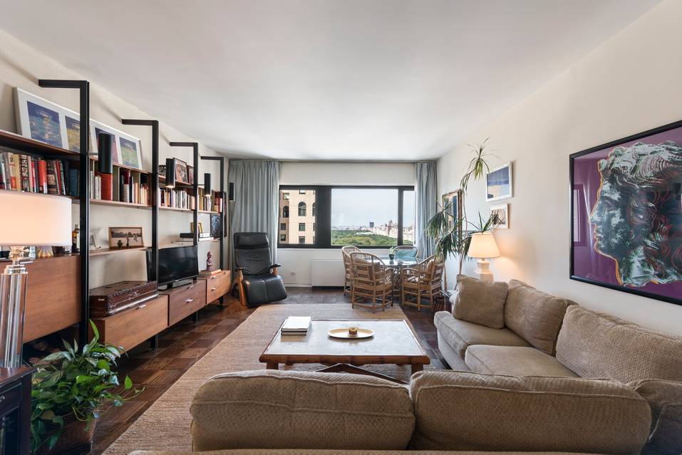  Condo with amazing views of Central park