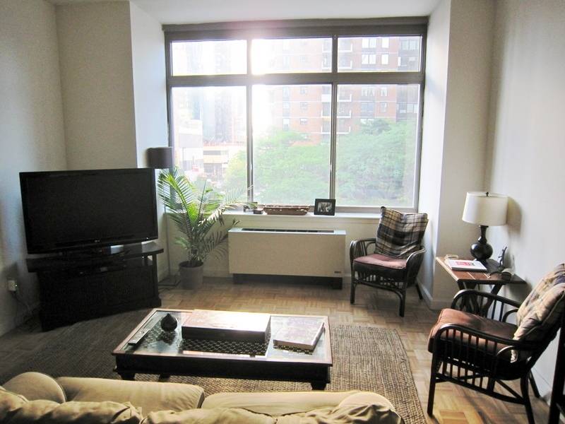 One Bedroom. Southwest views, plenty of natural light and closet space. *No Broker Fee