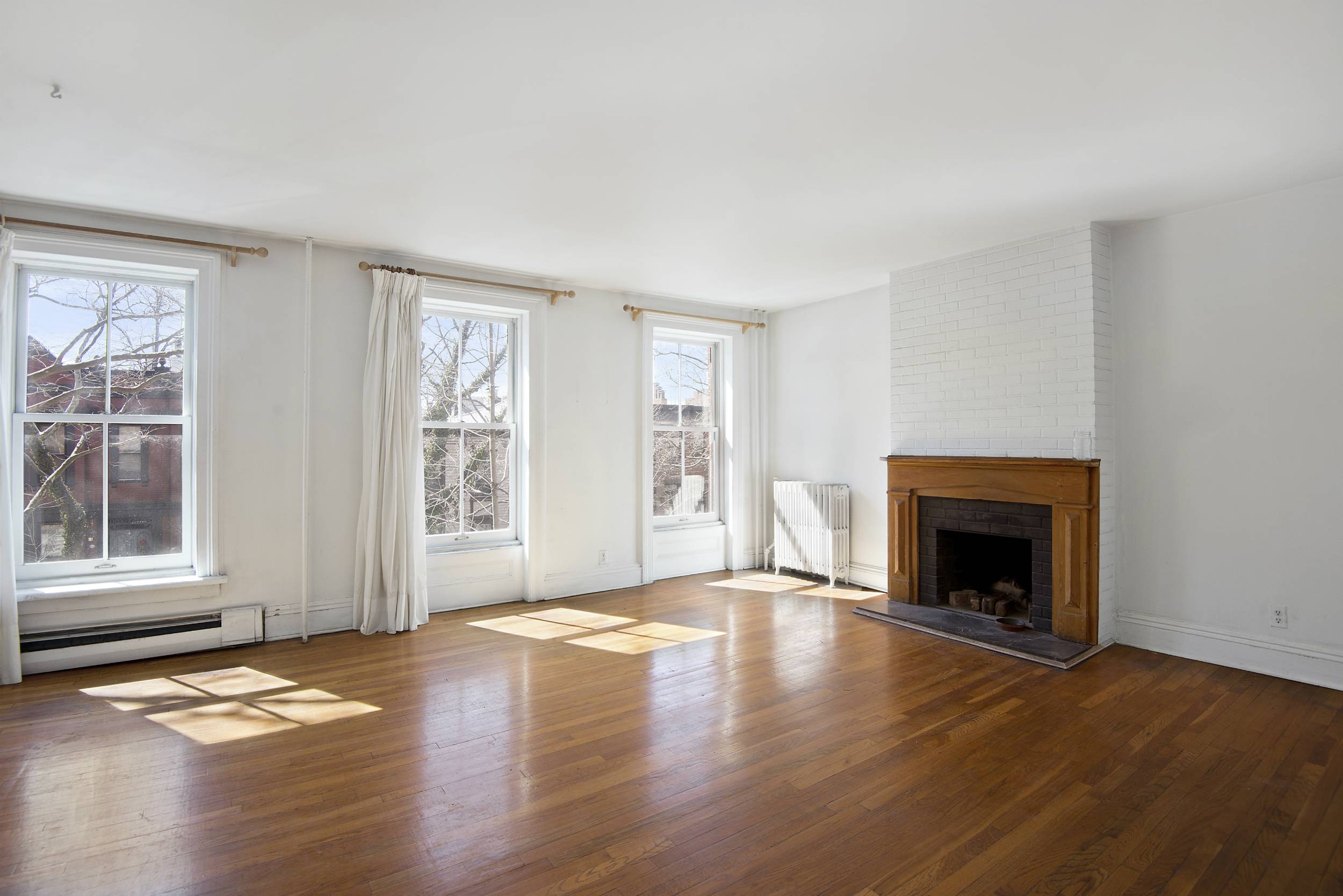 Massive 3 Bedroom With Home Office. Half Of A Brownstone In Prime LIC!
