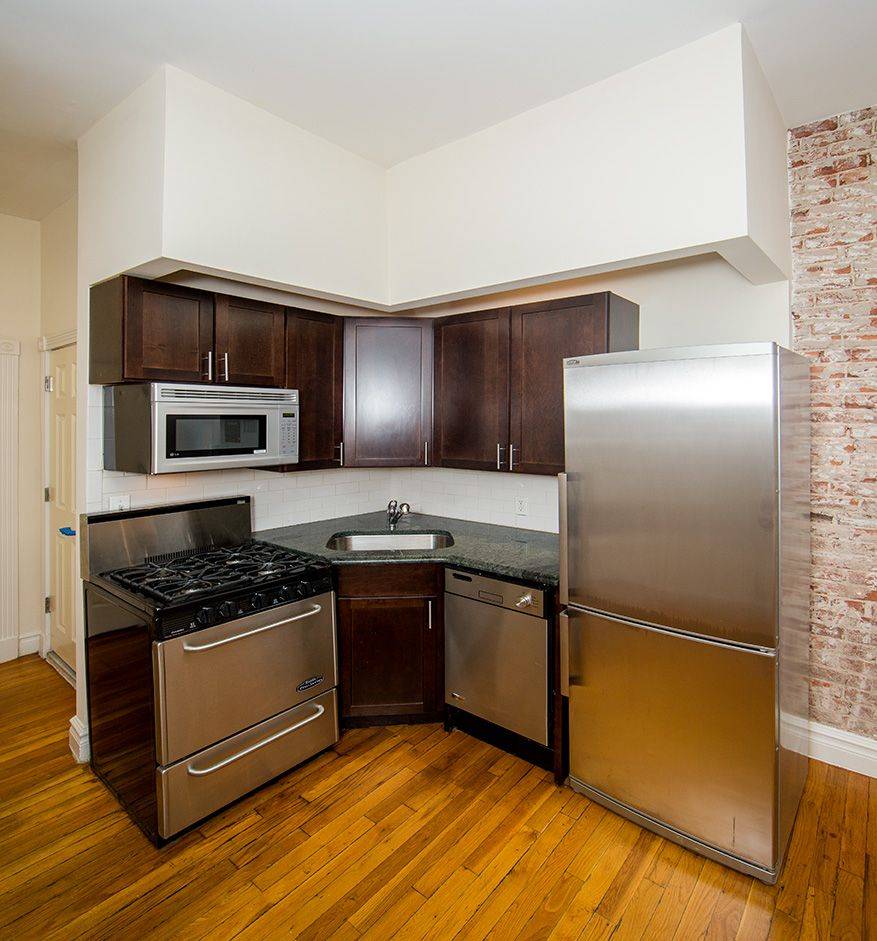 Upper East Side Gut Renovated Studio for Rent - No Fee!