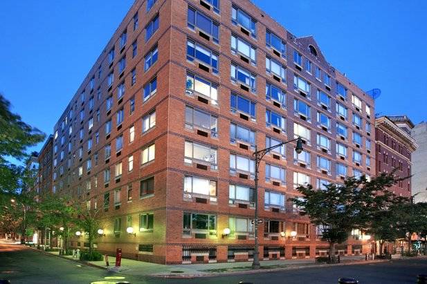 NO FEE - West Village Waterfront - Studio with W/D and Garden View - $3850