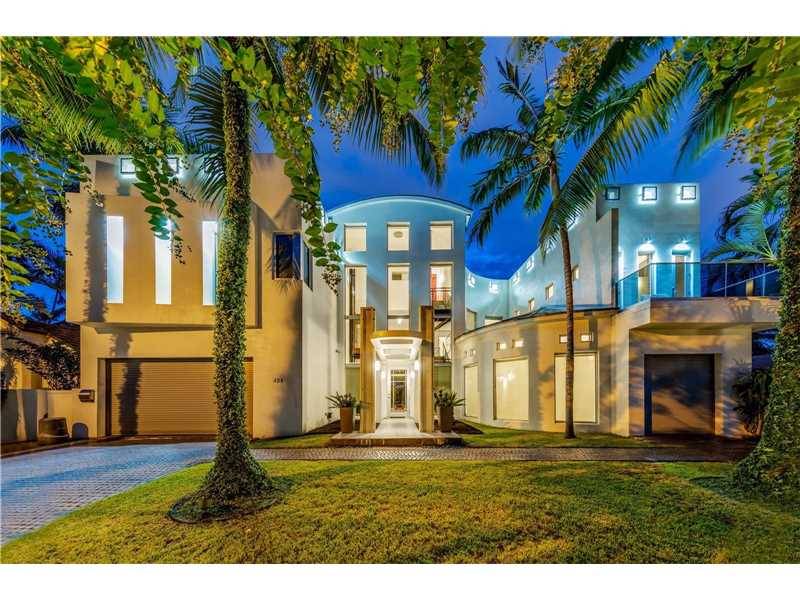 Walk to Las Olas and to the beach - 7 BR House Ft. Lauderdale Miami
