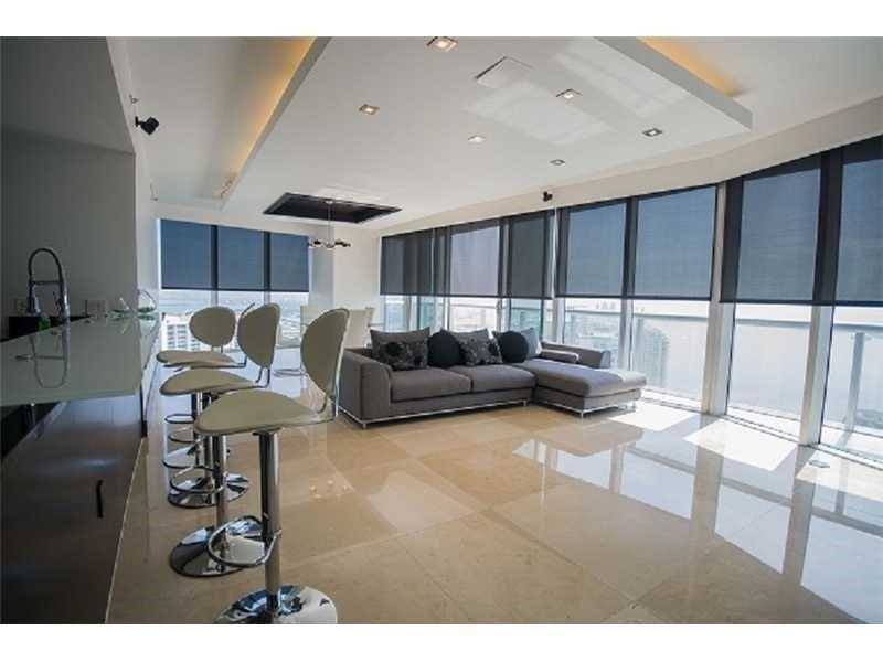 CASH BUYERS & BACK UP OFFERS ONLY - ICON BRICKELL 3 BR Condo Brickell Miami