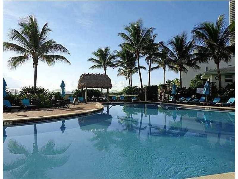 OCEAN FRONT CONDO W/RESORT STYLE AMENITIES THAT INCLUDES:BEATUFUL POOL AREA ACCESS TO THE BEACH
