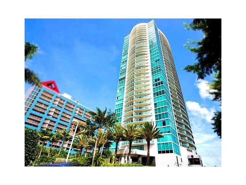 Amazing opportunity to own this beautiful corner unit residence in the heart of Brickell