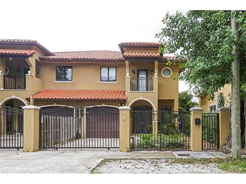Gorgeous townhome - Margaret Street Villas 3 BR Condo Pompano Beach Miami