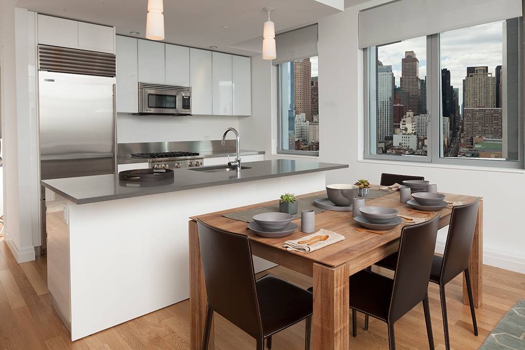 No Fee. Luxury One Bedroom. Lincoln Center. Columbus Circle