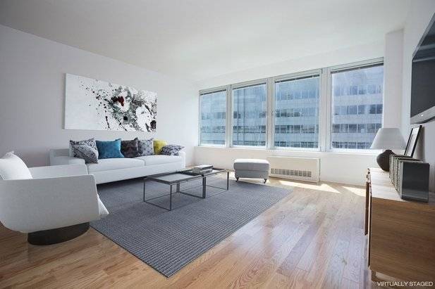 Excellent 1-Bedroom - Financial District - 1 Month Free on 13 Month Lease!