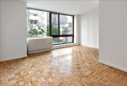 Gorgeous 2 Bedroom with Floor to Ceiling Windows and East River Views in Murray Hill