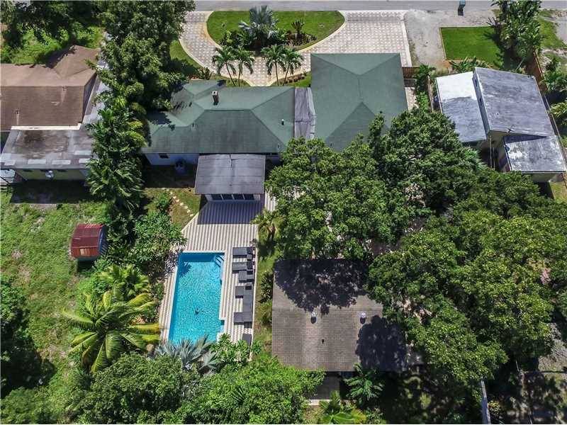 Breathtaking 3/2 with 2/1 Guest Cottage - 5 BR House Ft. Lauderdale Florida