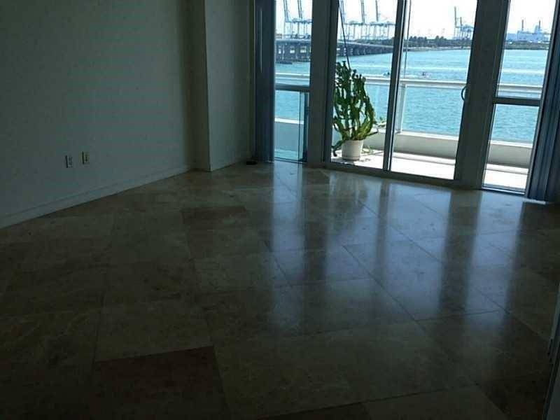 Beautiful unit with downtown views like being on the water in your living room