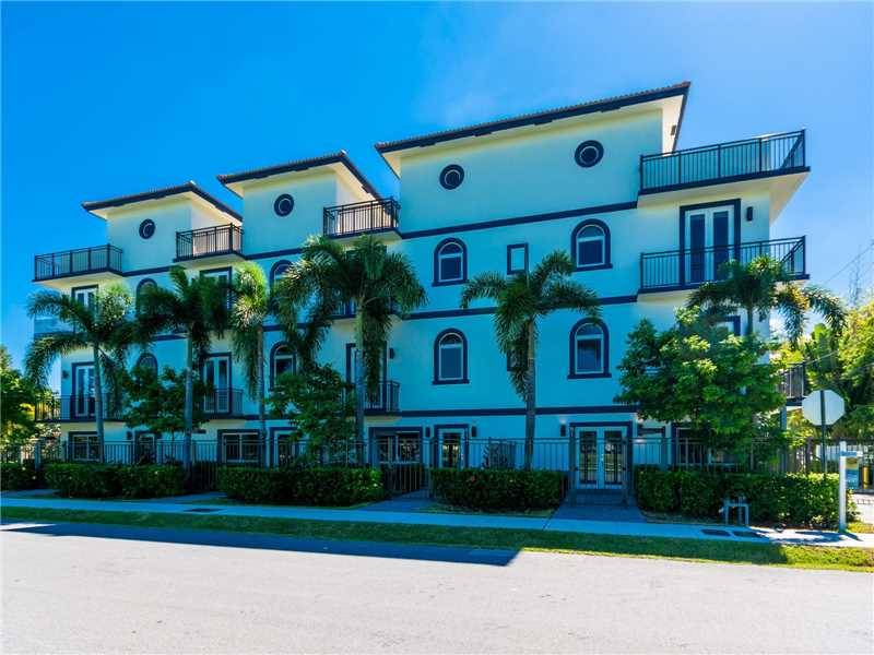 NEWLY PRICED - Piazza Navona 3 BR Condo Ft. Lauderdale Miami