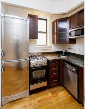 Gut Renovated Upper East Side 1 Bedroom with Washer and Dryer