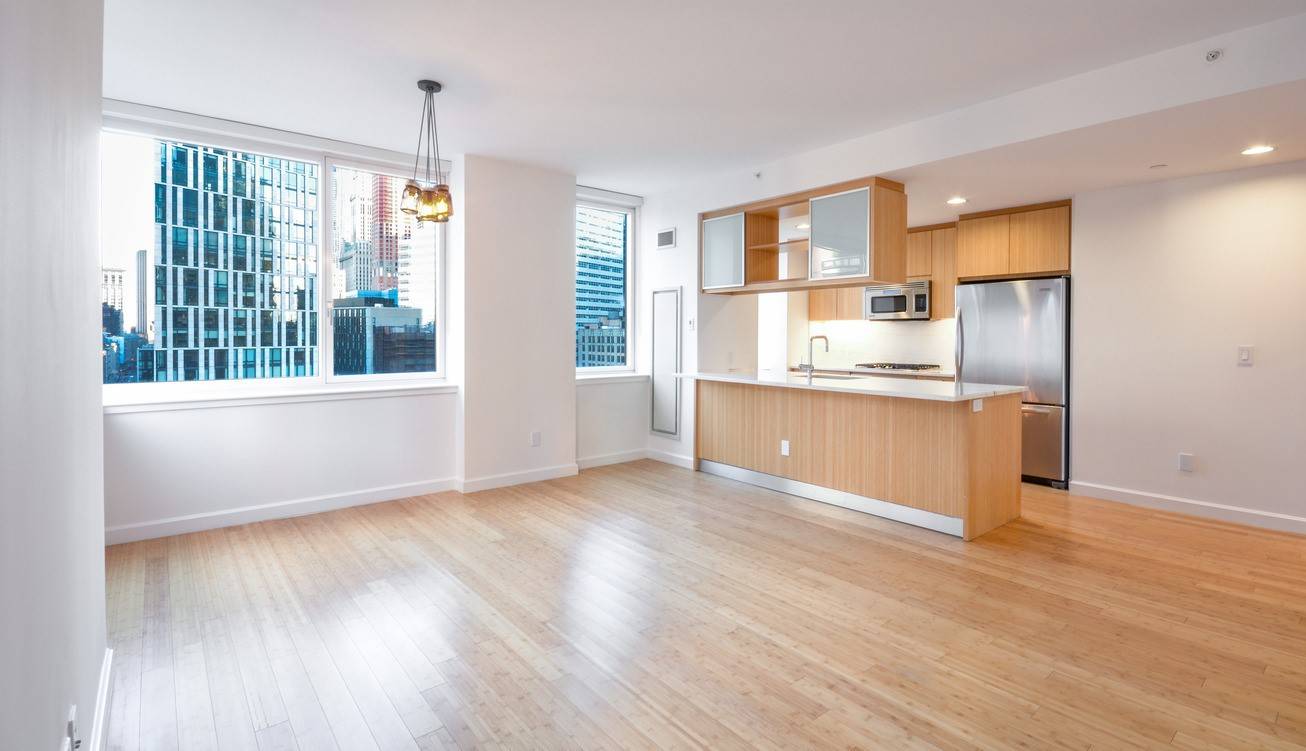 No Broker Fee + 1 Month Free Rent!!!  Limited Time Only!!!   Beautiful Battery Park City 1 Bedroom Apartment with 1 Bath featuring a Fitness Center and Rooftop Deck