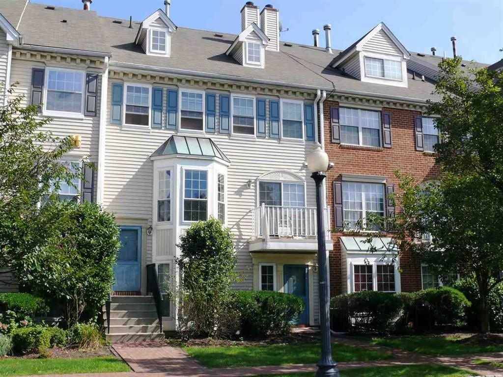 Nice 2 bed/2 bath unit in Society Hill - 2 BR Condo New Jersey